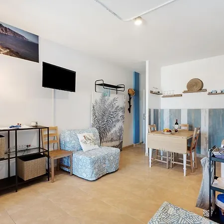 Abrigos Oceano Al Alba Wifi ロス・アブリゴス